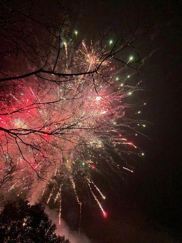 火树银花合(火树银花合星桥铁锁开是什么节日？)