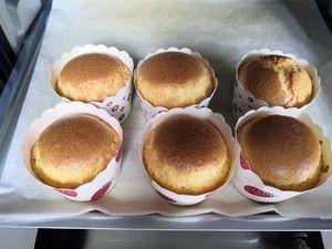 纸杯蛋糕制作流程(杯子蛋糕的制作方法和步骤)