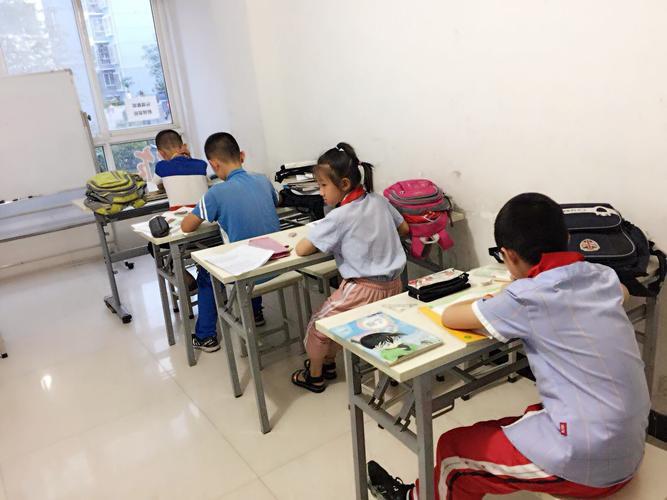 中小学德育学堂(中小学德育学堂的优点)