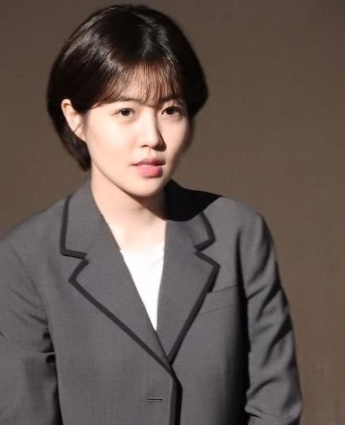 韩国明星名字大全(韩国女演员排名)