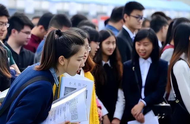 含金量最高的小语种(现在学什么小语种吃香,好就业含金量高？)